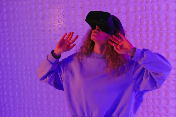 Crimson Dreams highlight image 3